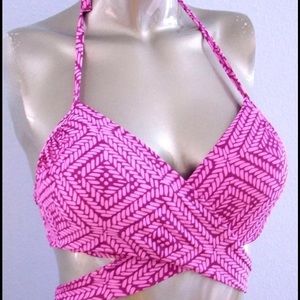 32DD/34D Victoria's Secret Body wrap  Top